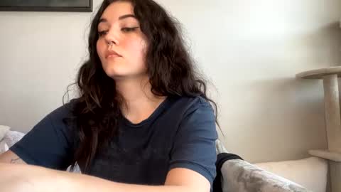 Snapshot of goddessshadowraven chatting on March 6, 2025, 4:17 pm Goddess Raven online show from March 6, 2025, 4:17 pm