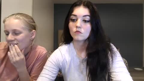 Snapshot of goddessshadowraven chatting on September 10, 2025, 4:56 am Goddess Raven online show from September 10, 2025, 4:56 am