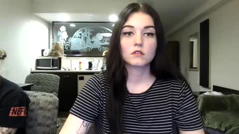 Goddess Raven online show from September 26, 2025, 4:27 am