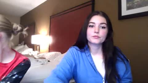 Goddess Raven online show from October 6, 2025, 4:43 am