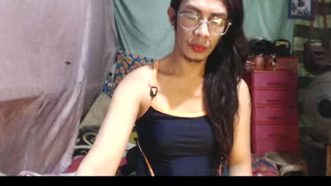 KENNY DOLL online show from July 5, 2026, 6:09 am