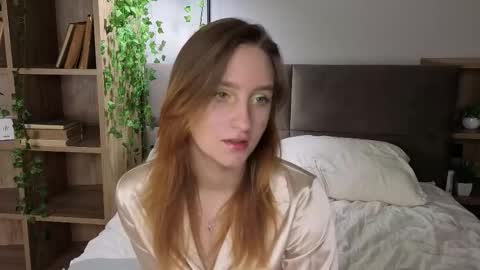 Alise online show from September 10, 2025, 4:07 pm