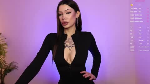 Snapshot of godismiu chatting on October 23, 2025, 9:13 pm Sasha online show from October 23, 2025, 9:13 pm