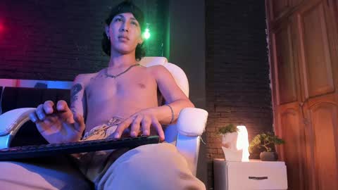 HUAN online show from December 6, 2024, 5:44 pm