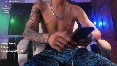 HUAN online show from February 13, 2025, 2:31 pm