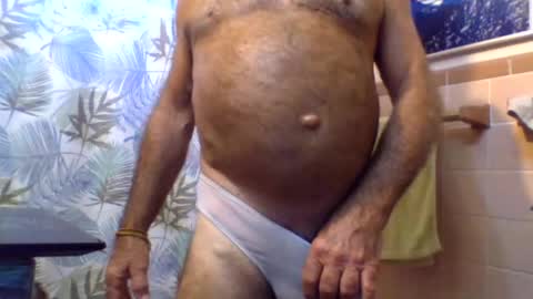 gojo885 online show from June 16, 2026, 1:47 pm