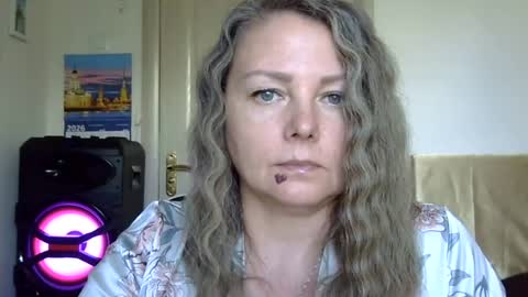 gold_585 online show from June 7, 2026, 7:12 am
