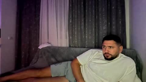 Snapshot of gold_alpha_boy chatting on September 27, 2025, 7:30 pm gold_alpha_boy online show from September 27, 2025, 7:30 pm