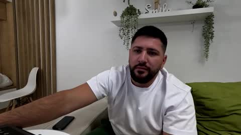 Snapshot of gold_alpha_boy chatting on October 6, 2025, 2:58 pm gold_alpha_boy online show from October 6, 2025, 2:58 pm