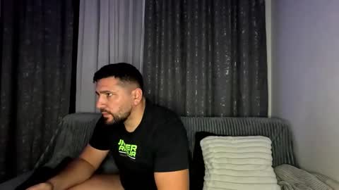 Snapshot of gold_alpha_boy chatting on October 18, 2025, 4:30 pm gold_alpha_boy online show from October 18, 2025, 4:30 pm