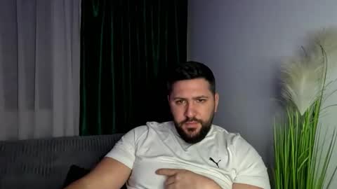 gold_alpha_boy online show from February 9, 2026, 8:46 pm