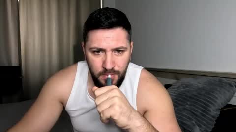 gold_alpha_boy online show from April 25, 2026, 11:24 am