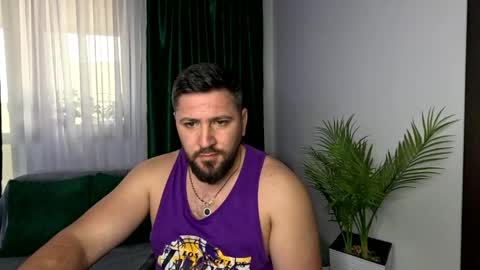 gold_alpha_boy online show from May 8, 2026, 2:55 pm