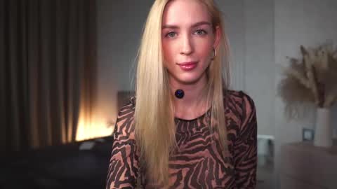Olivia online show from February 18, 2025, 6:15 am