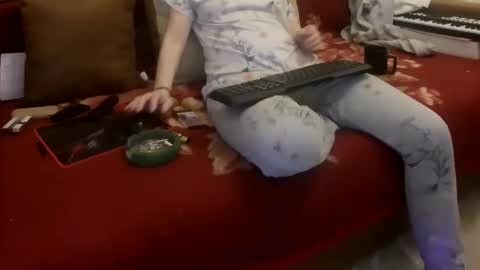 Snapshot of gold_womanx9 chatting on January 19, 2026, 4:49 am Ani online show from January 19, 2026, 4:49 am