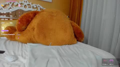 Snapshot of goldcarol1n3baby chatting on October 7, 2025, 12:24 pm   WELCOME EVERYONE I WILL BE HAPPY TO GIVE YOU WHAT YOU HAVE DREAMED OF FOR SO LONG online show from October 7, 2025, 12:24 pm