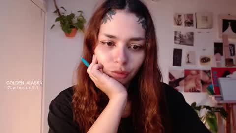 Snapshot of golden_alaska chatting on October 15, 2025, 10:59 am Alaska online show from October 15, 2025, 10:59 am