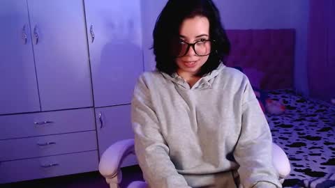 golden_gingerkitty online show from March 1, 2025, 11:58 pm