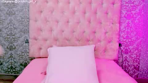 golden girl   online show from October 22, 2025, 2:01 am