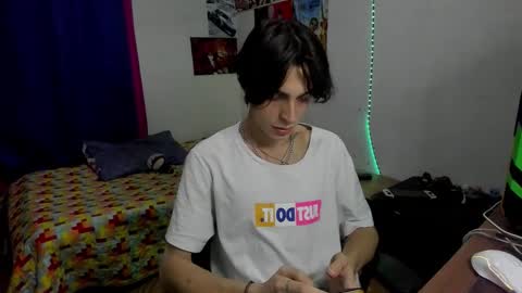 Snapshot of golden_ryan chatting on February 8, 2026, 4:27 am Jmmmm online show from February 8, 2026, 4:27 am