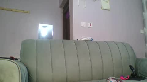 Snapshot of goldencurves_bunny chatting on March 14, 2026, 6:41 am Bella online show from March 14, 2026, 6:41 am