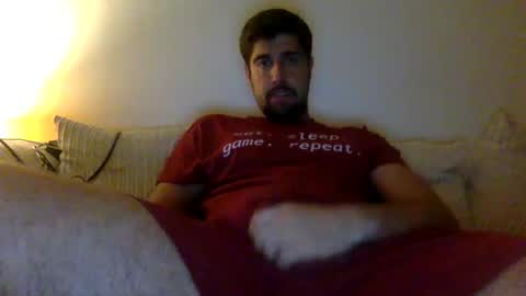 Golden-Glove online show from June 4, 2026, 11:22 pm