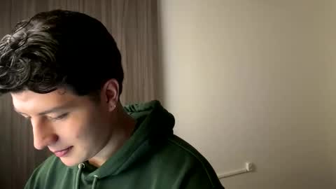 Snapshot of goldenknight33 chatting on October 9, 2025, 3:32 pm goldenknight33 online show from October 9, 2025, 3:32 pm