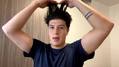 Snapshot of goldenknight33 chatting on October 12, 2025, 5:23 pm goldenknight33 online show from October 12, 2025, 5:23 pm