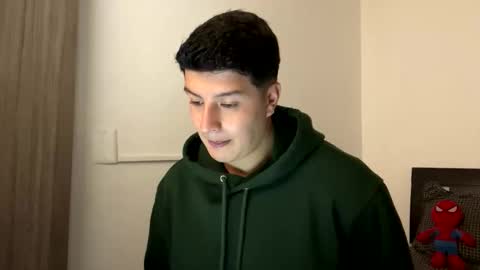 Snapshot of goldenknight33 chatting on October 16, 2025, 5:14 pm goldenknight33 online show from October 16, 2025, 5:14 pm