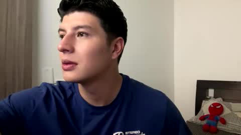 Snapshot of goldenknight33 chatting on October 26, 2025, 4:24 pm goldenknight33 online show from October 26, 2025, 4:24 pm