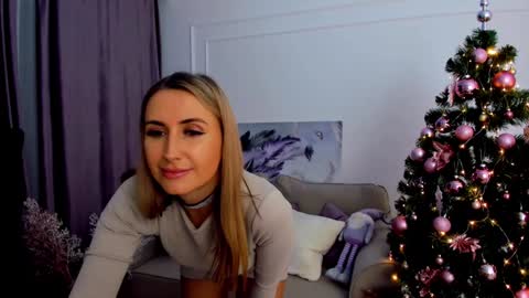 Olivia online show from December 6, 2024, 2:38 pm