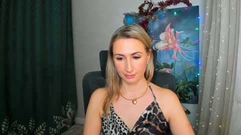 Olivia online show from December 24, 2024, 3:27 am