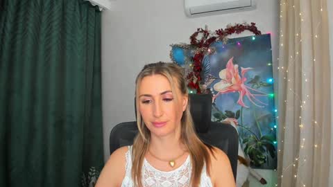 Olivia online show from December 24, 2024, 6:33 am