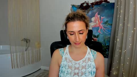 Olivia online show from December 30, 2024, 6:31 am
