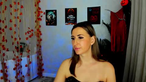 Snapshot of goldenlighte chatting on October 26, 2025, 3:34 am Olivia online show from October 26, 2025, 3:34 am