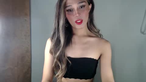 Lily is Gold online show from March 2, 2025, 1:04 am
