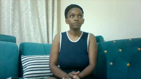 Snapshot of goldenmusexo chatting on May 24, 2026, 6:46 pm goldenmusexo online show from May 24, 2026, 6:46 pm
