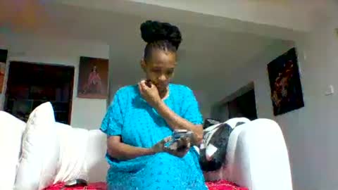 goldenmusexo online show from July 13, 2026, 5:49 pm