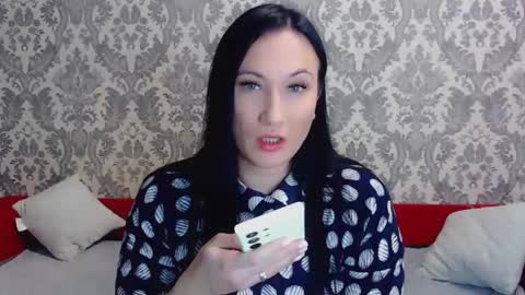 goldmoonn online show from December 4, 2025, 12:03 pm