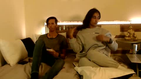 Aasha y David GoldPirl. online show from November 23, 2025, 5:24 pm