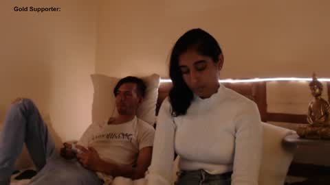 Aasha y David GoldPirl. online show from April 25, 2026, 2:03 pm
