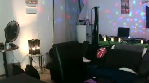 Snapshot of goldyguy011 chatting on February 13, 2025, 6:59 pm goldyguy011 online show from February 13, 2025, 6:59 pm