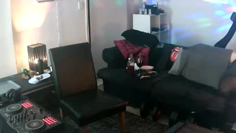 Snapshot of goldyguy011 chatting on September 18, 2025, 6:32 pm goldyguy011 online show from September 18, 2025, 6:32 pm