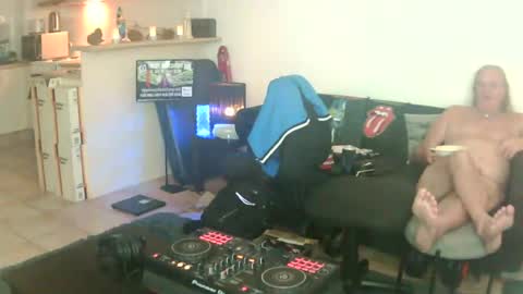 goldyguy011 online show from June 25, 2026, 6:18 am