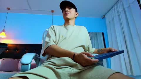 Snapshot of good_sheep chatting on February 6, 2025, 7:45 am good_sheep online show from February 6, 2025, 7:45 am