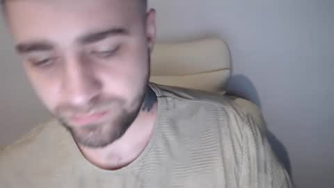 Snapshot of goodbate211 chatting on December 30, 2024, 1:58 pm goodbate211 online show from December 30, 2024, 1:58 pm