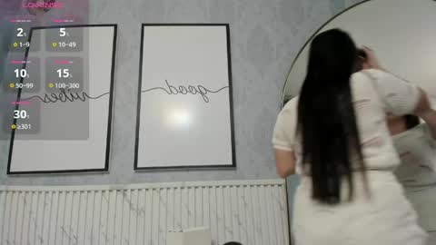 Snapshot of goodgirl22_ chatting on June 4, 2026, 11:22 pm Emmy online show from June 4, 2026, 11:22 pm