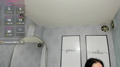 Snapshot of goodgirl22_ chatting on July 13, 2026, 11:07 pm Emmy online show from July 13, 2026, 11:07 pm
