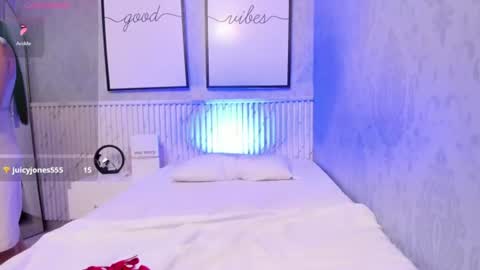 Snapshot of goodgirl22_ chatting on July 23, 2026, 1:58 am Emmy online show from July 23, 2026, 1:58 am