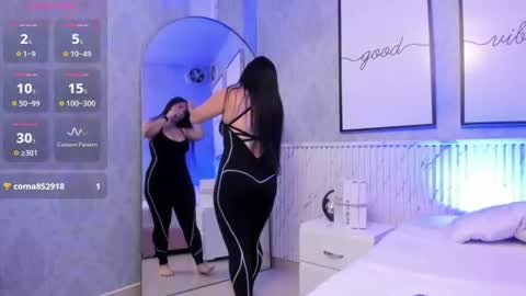 Snapshot of goodgirl22_ chatting on July 29, 2026, 11:36 pm Emmy online show from July 29, 2026, 11:36 pm